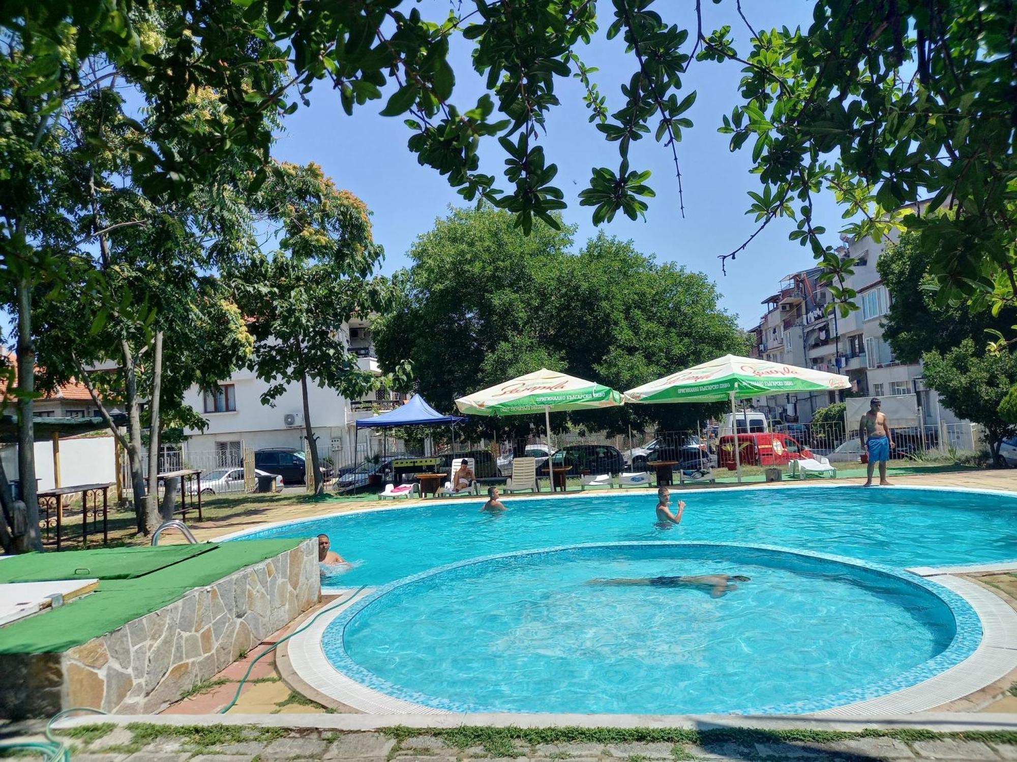 Хотел Централ Sozopol Buitenkant foto