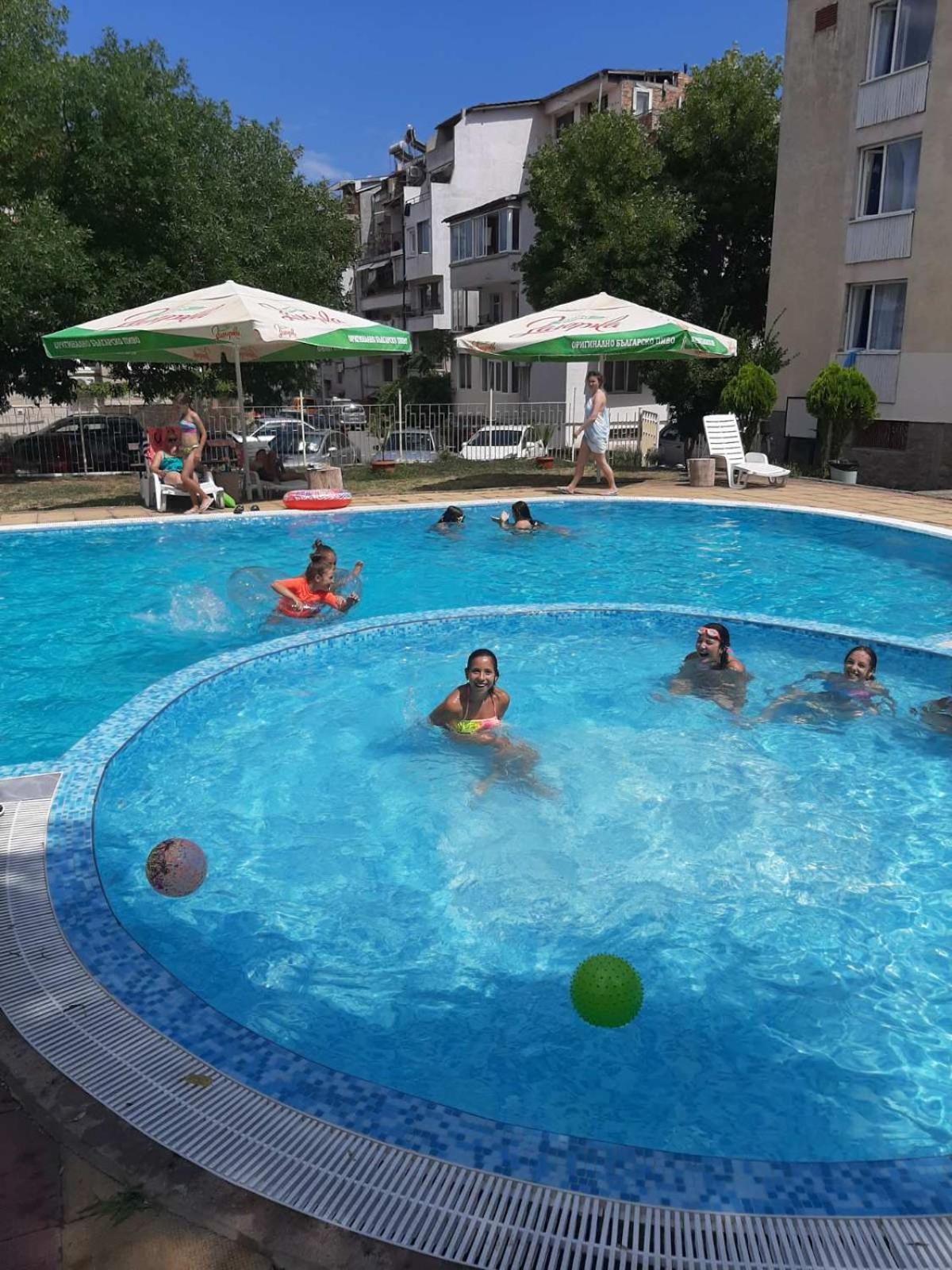 Хотел Централ Sozopol Buitenkant foto