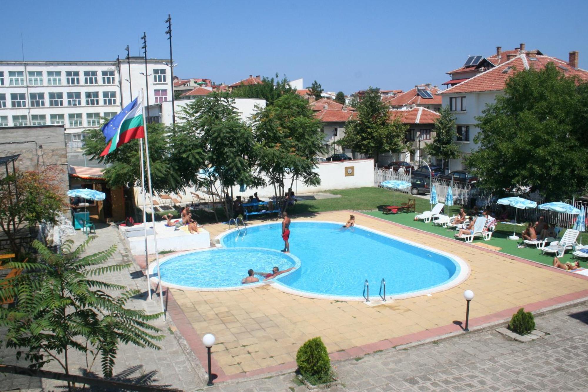 Хотел Централ Sozopol Buitenkant foto